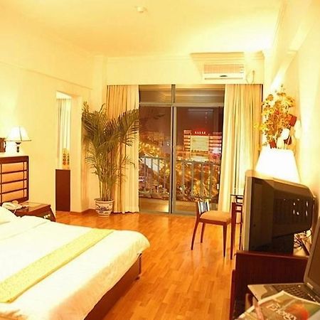 Green Bamboo Hotel Guilin Bagian luar foto