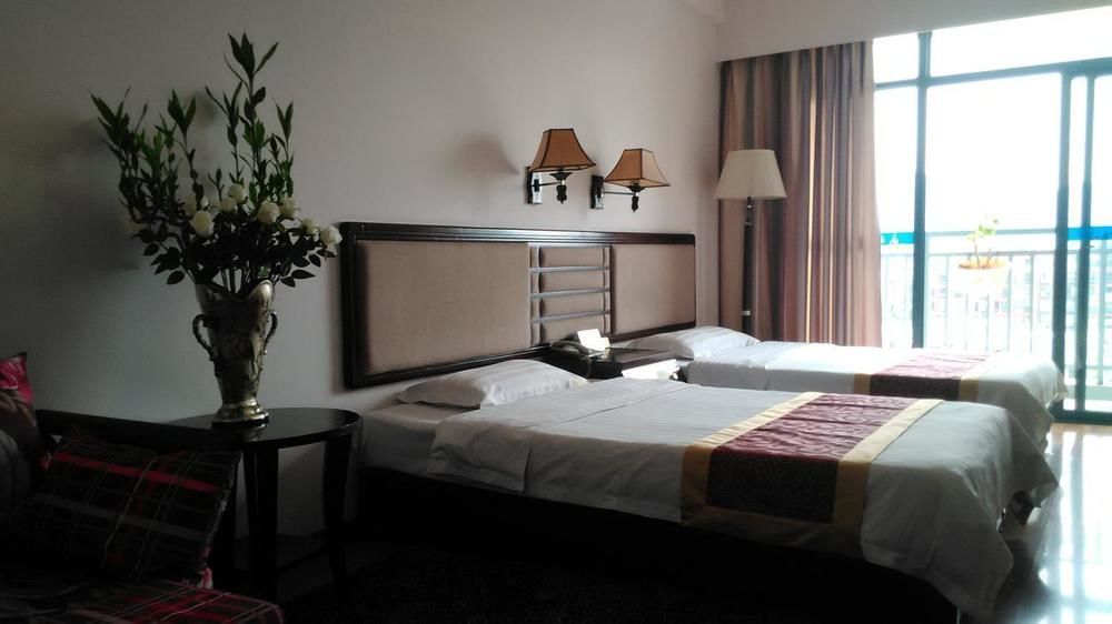 Green Bamboo Hotel Guilin Bagian luar foto